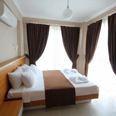 Diana Aparthotel