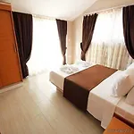 Diana Lejlighedshotel Calis
